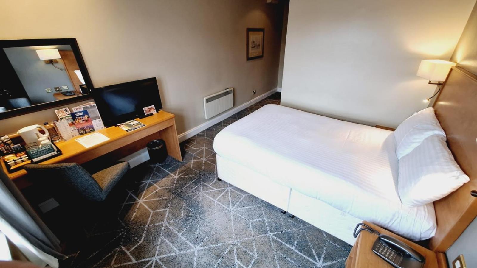 The Brocket Arms Wetherspoon Otel Wigan Dış mekan fotoğraf