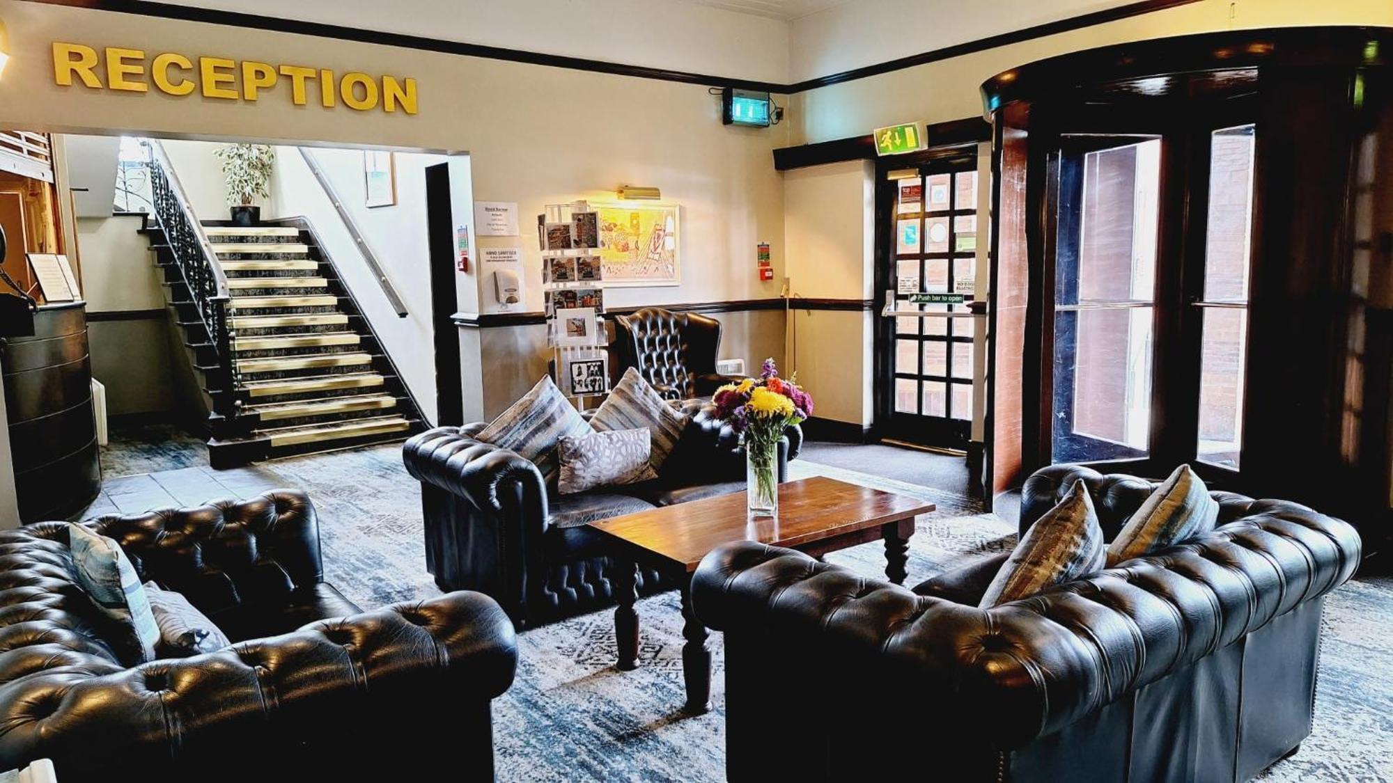 The Brocket Arms Wetherspoon Otel Wigan Dış mekan fotoğraf
